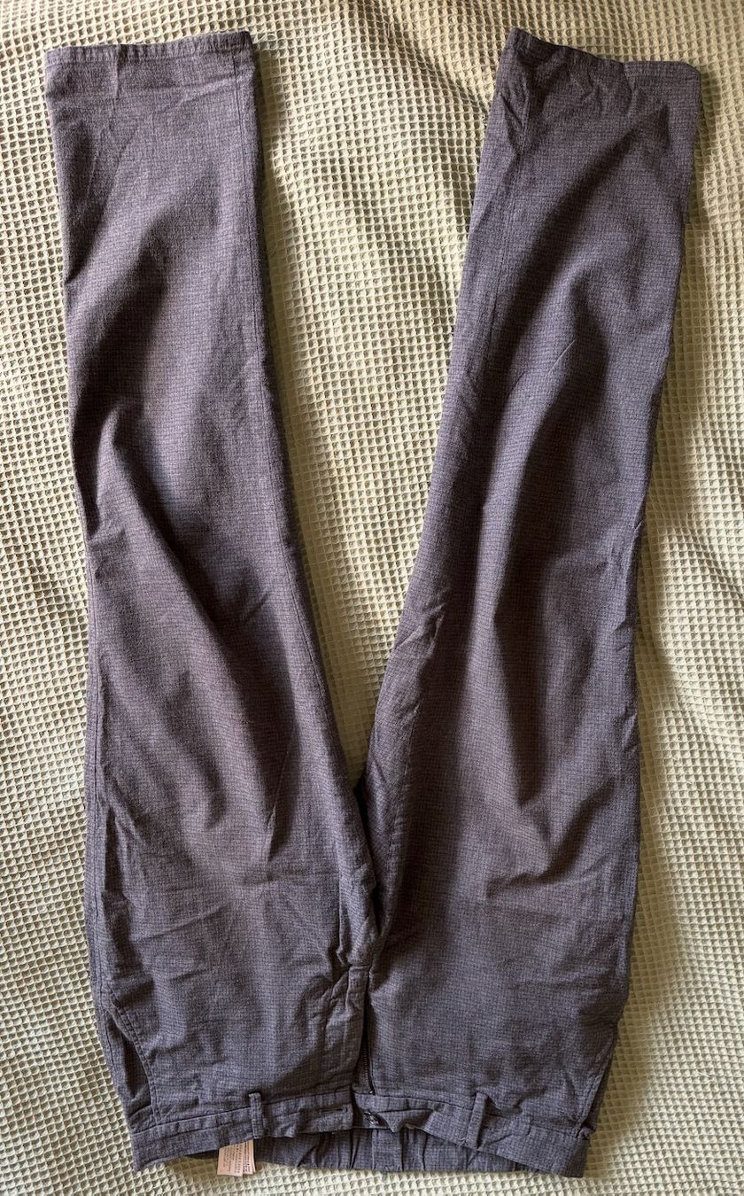 Massimo Dutti Pantaloni: Trousers Massimo Dutti 44 – Usato da Zürich venduto da mat_n78x