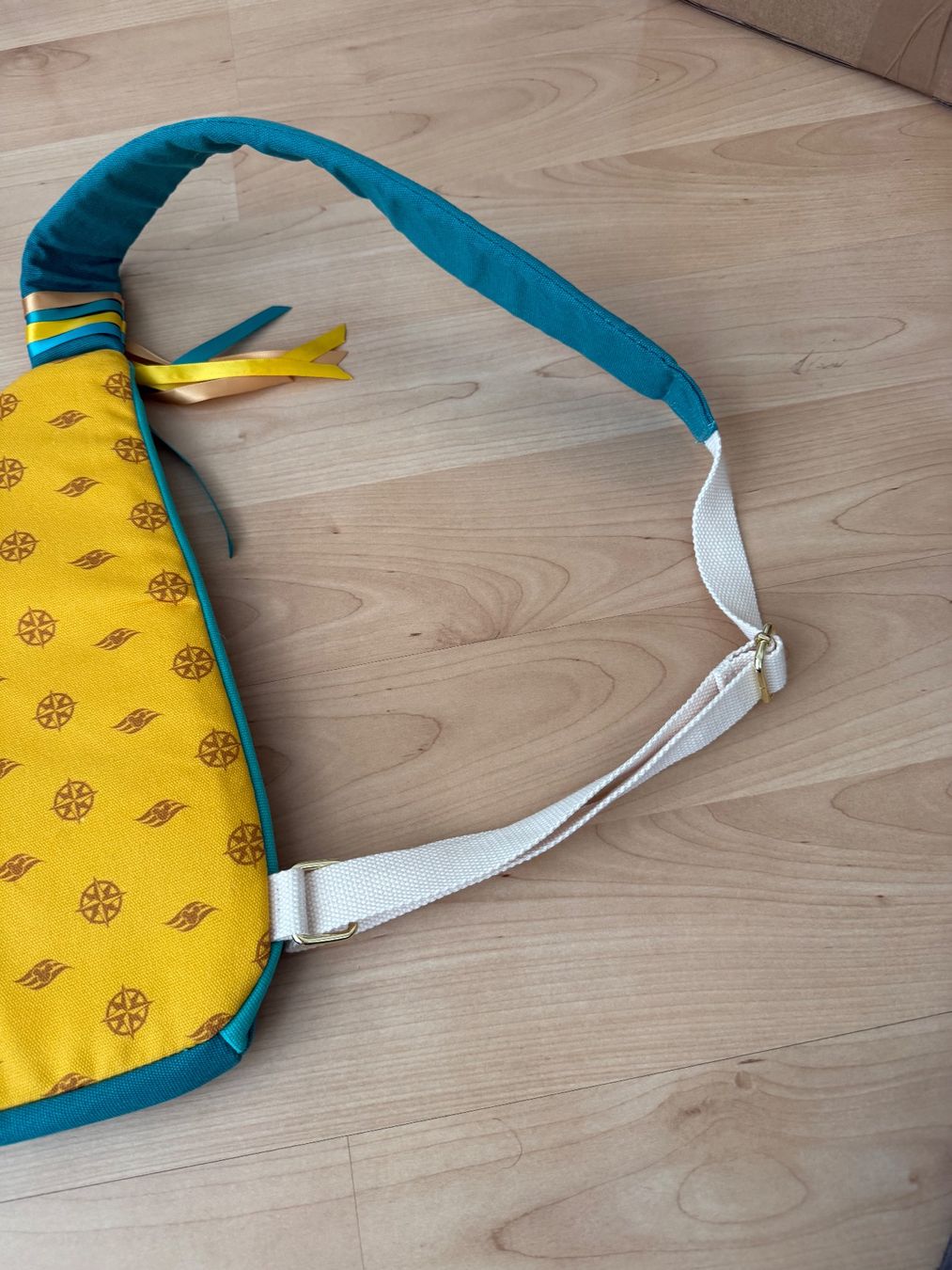 Disney Borse & Zaini: Umhängetasche Disney – Nuovo (secondo la descrizione) da Pfäffikon SZ venduto da Syndrome379 3