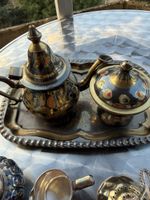 Ensemble théière plateau et accessoires divers état usagé