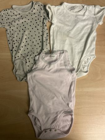 Mädchen Body H&M 3er Pack Grösse 86 guter Zustand