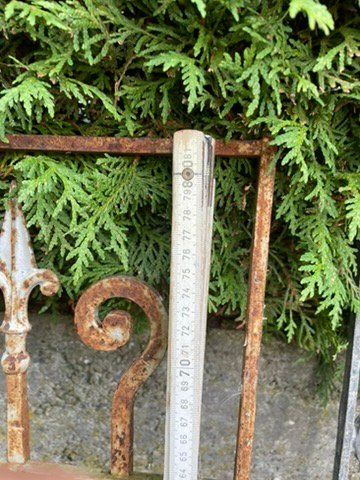 Griglie e Inferriate: Fenster-Gitter – Usato da Forch venduto da ESELSTEIN 1