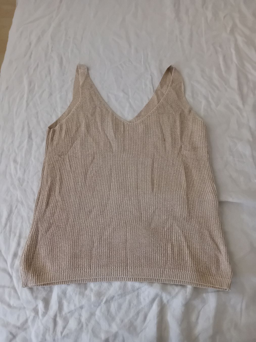 Vero Moda Camicette: Vero Moda Top, Größe S, beige, Strick, V-Ausschnitt, ärmello – Usato da Romanshorn venduto da milenva