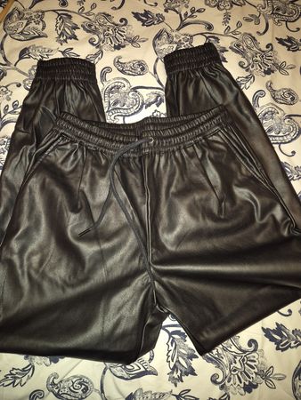 lederimitat hose von Zara S