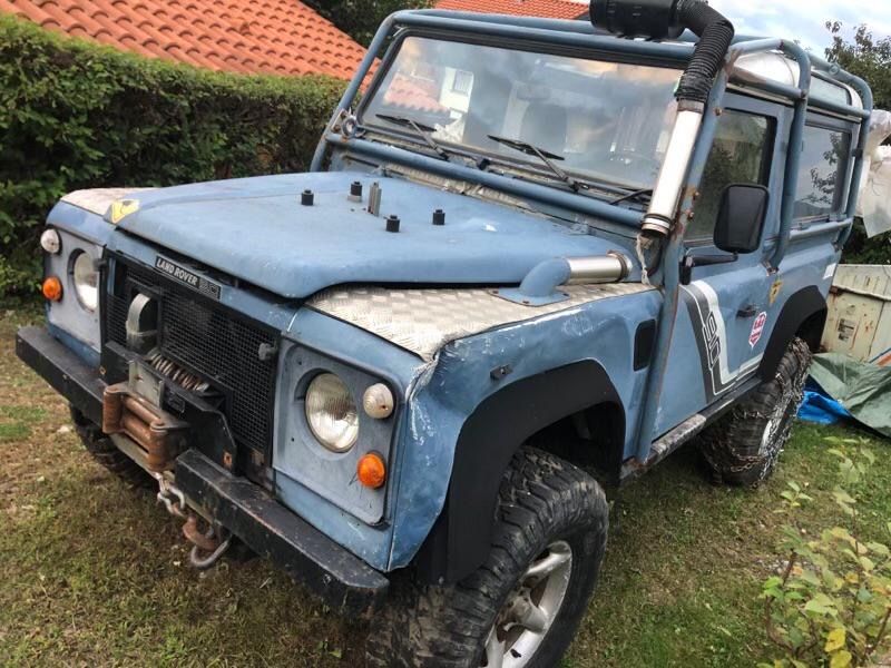 Land Rover Automobili: Vendo land rover 90 TD – Usato da Ligornetto venduto da dav_q9mw