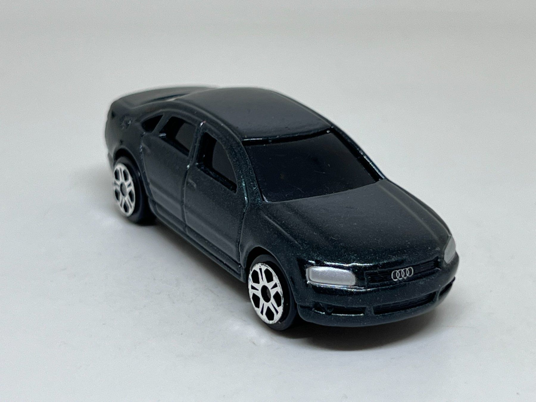Maisto Modellini d'auto: Maisto Audi A8 #265 – Usato da Wildegg venduto da LaaBoutique