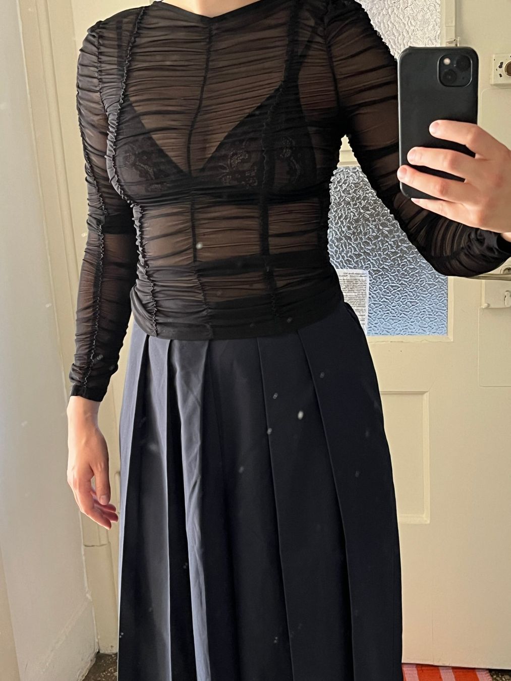 Tops: Durchsichtiges & Other Stories Mesh-Oberteil Gr. S – Gebraucht aus Luzern von fidschen