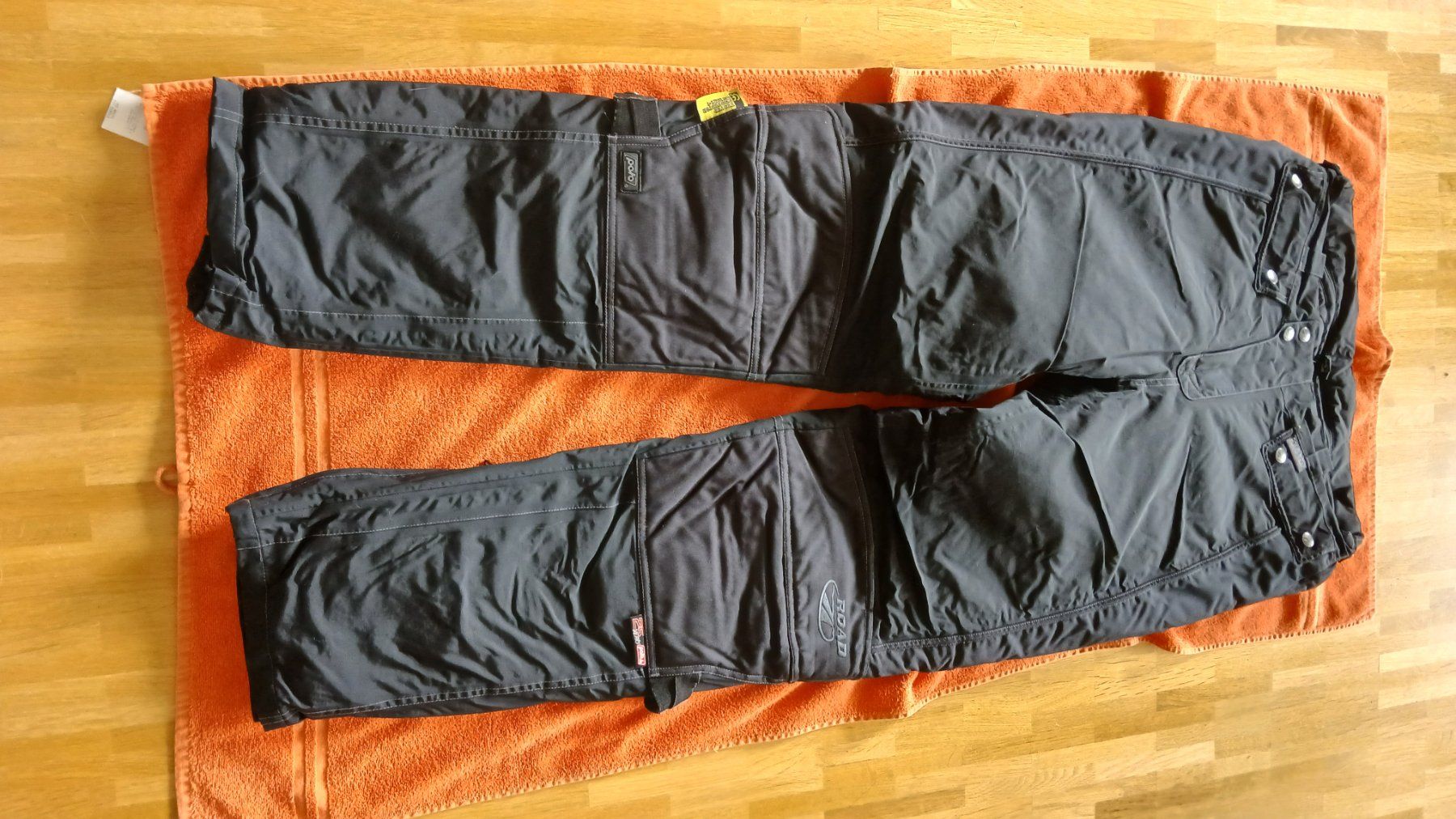 Pantaloni: Motorradhose mit Thermofutter Grösse XL – Usato da Arbon venduto da Kunterbunt34