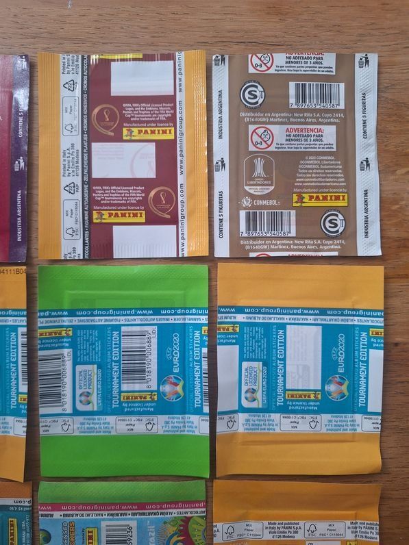 Panini Carte collezionabili: TAUSCHGESCHÄFT PANINI MESSI & RONALDO Stickers 2004 - 2026 – Nuovo (secondo la descrizione) da Horw venduto da Zemmerli 3
