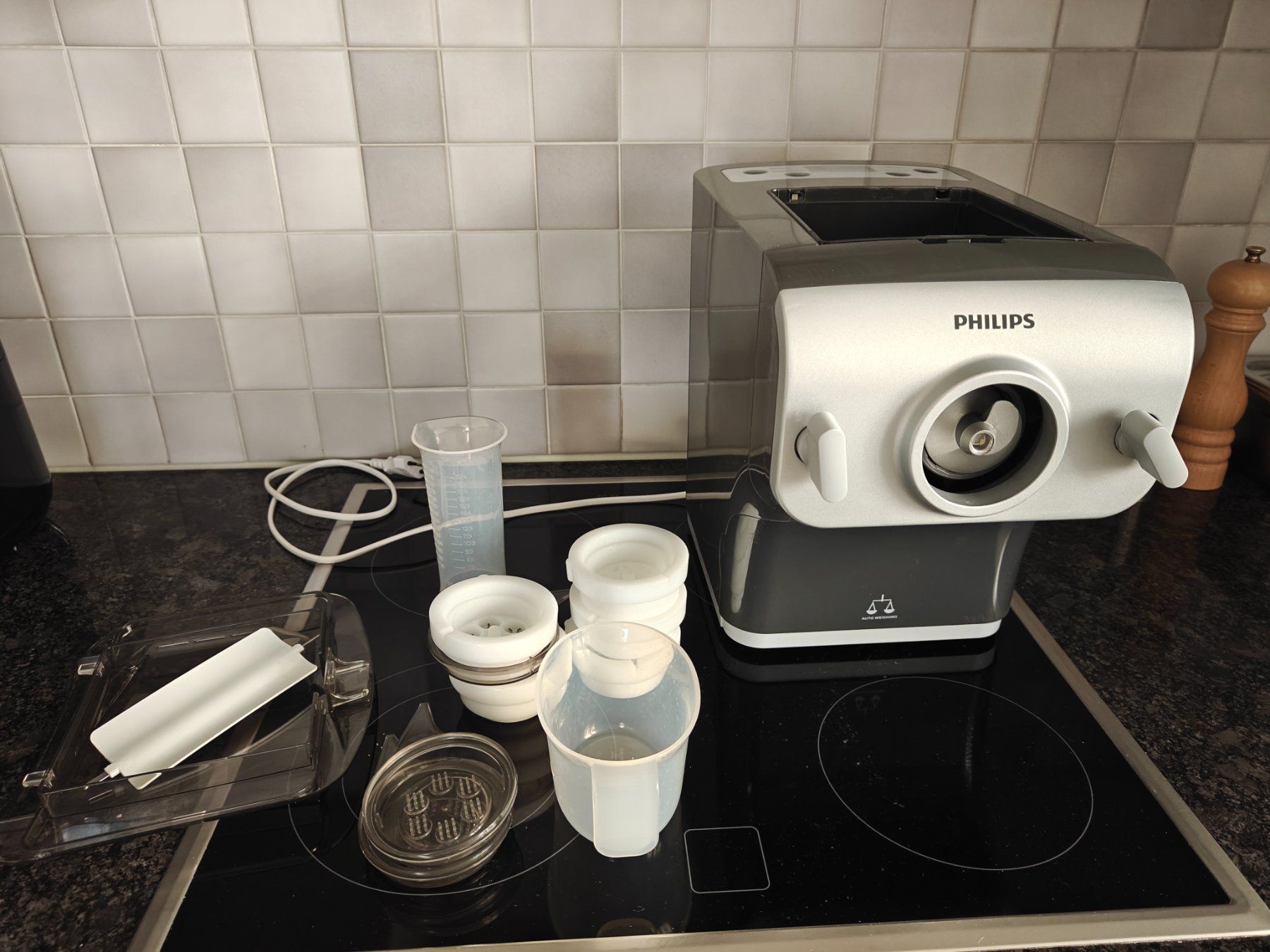 Philips Küchengeräte: Philips Pastamaker HR2358/12 – Neu (gemäss Beschreibung) aus Zürich von lyn_rd2l 1
