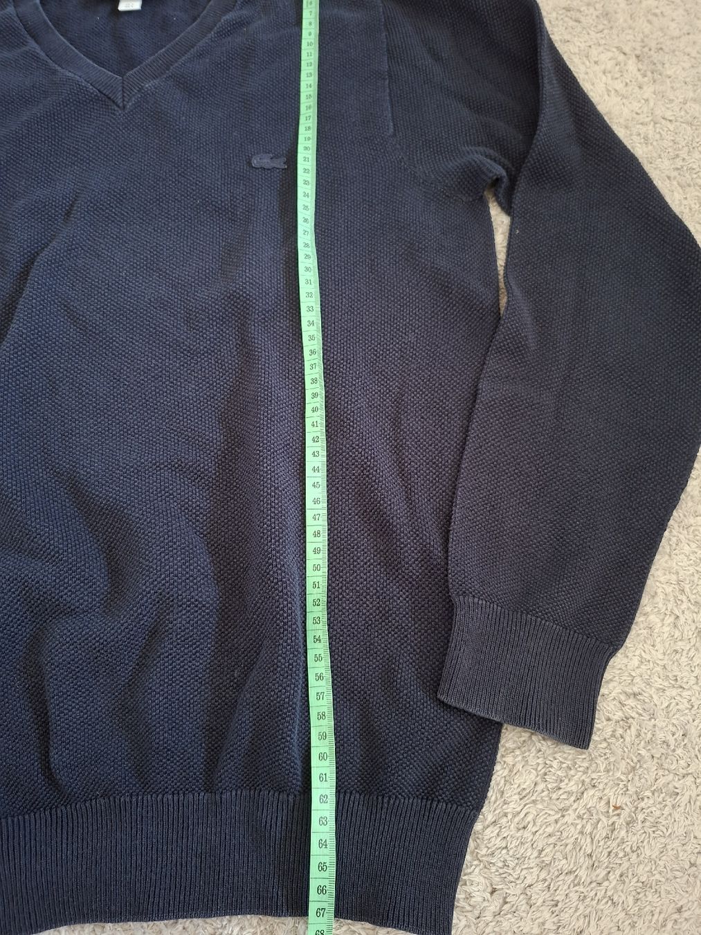 Lacoste Pullover & Sweatshirts: Pull Lacoste bleu col V taille S – Gebraucht aus Renens VD von ser_j2fn 3