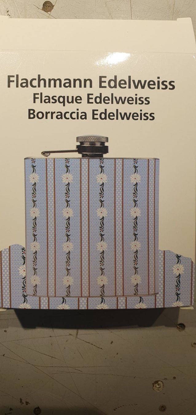 Altro: Geschenkidee: Flachmann Edelweiss NEU – Nuovo e nell'imballaggio originale da Langnau i. E. venduto da Superseven69