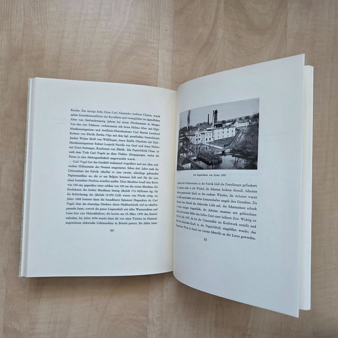 Livres: 3 Bücher über die Papierfabrik Cham – D'occasion à Zug par Sunshine_113 4