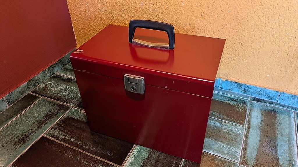 Valigie & Borse: 2 Valigette portadocumenti vintage in alluminio – Usato da Bellinzona venduto da rib_rzh6 2