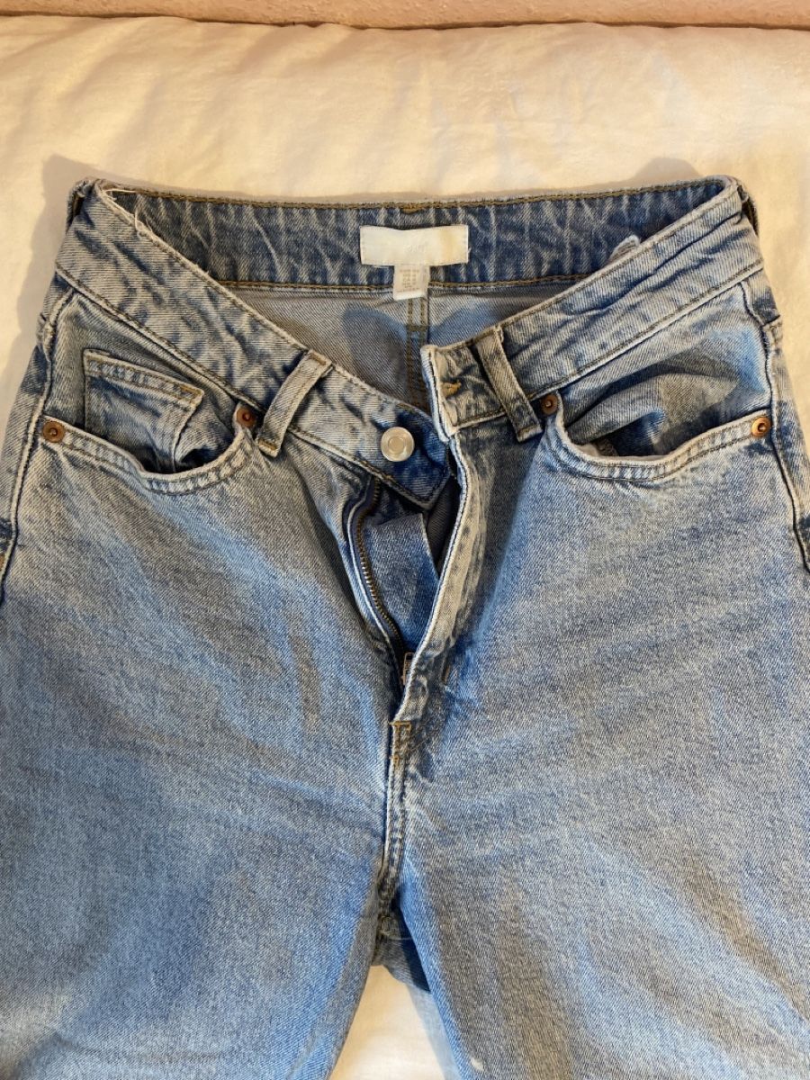 Zara Jeans: Jeans mom bleu Zara – Gebraucht aus Chêne-Bougeries von sor_9rzp 2