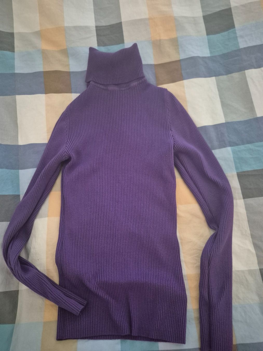 Lotti di vestiti: 11 Damenpullover Paket, verschiedene Farben, Grösse S/M – Usato da Glattfelden venduto da Jenoptik 5