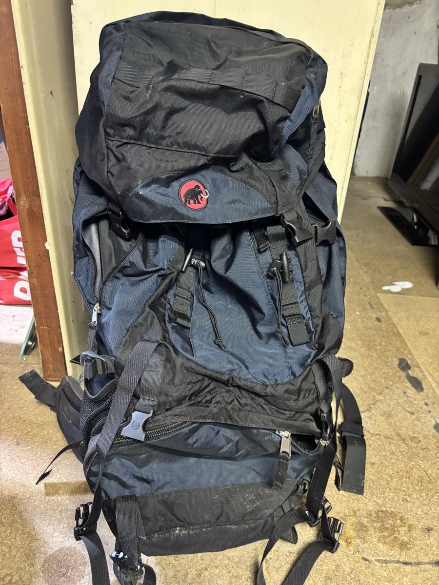 Zaini: Mammut Reiserucksack – Usato da Zürich venduto da Saho86 1