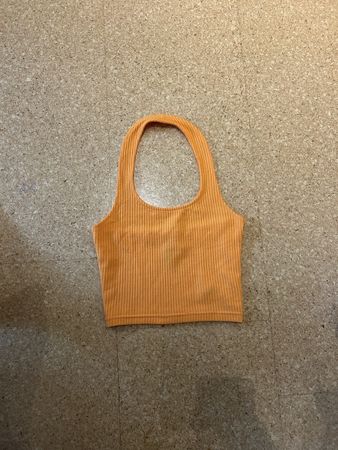 orangenes neckholdertop