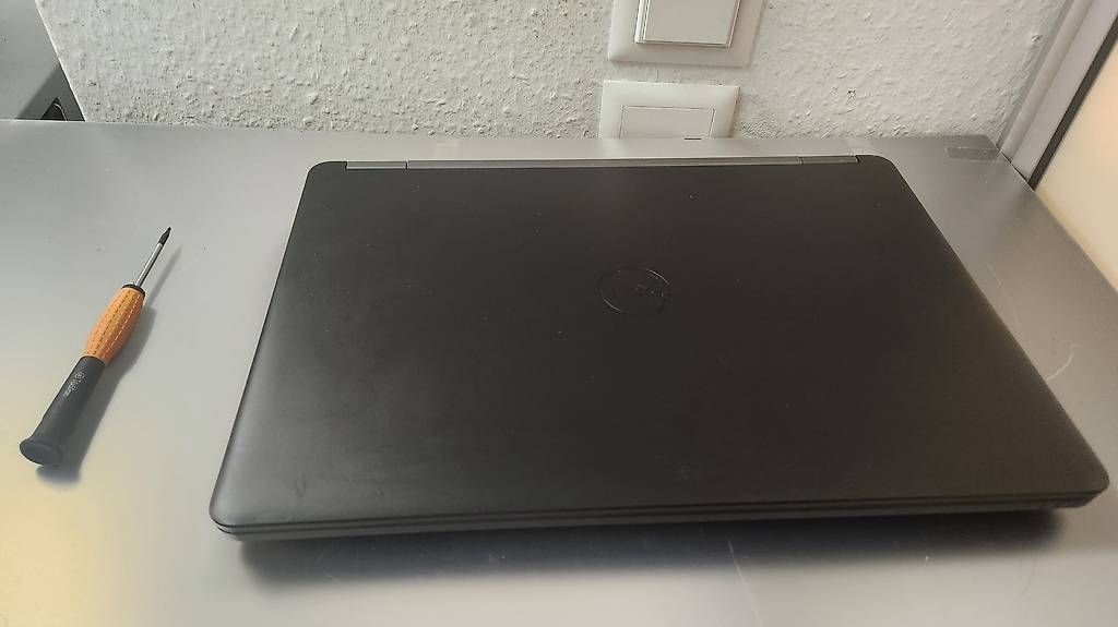 Notebooks: Dell Latitude E5470 14" Intel Core i7 vPro 6th Gen – Gebraucht aus Donneloye von ire_767q 3