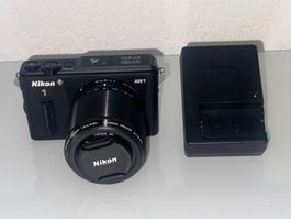 Nikon 1 AW1 mit Zoom 11-27,5 mm 3.5-5.6