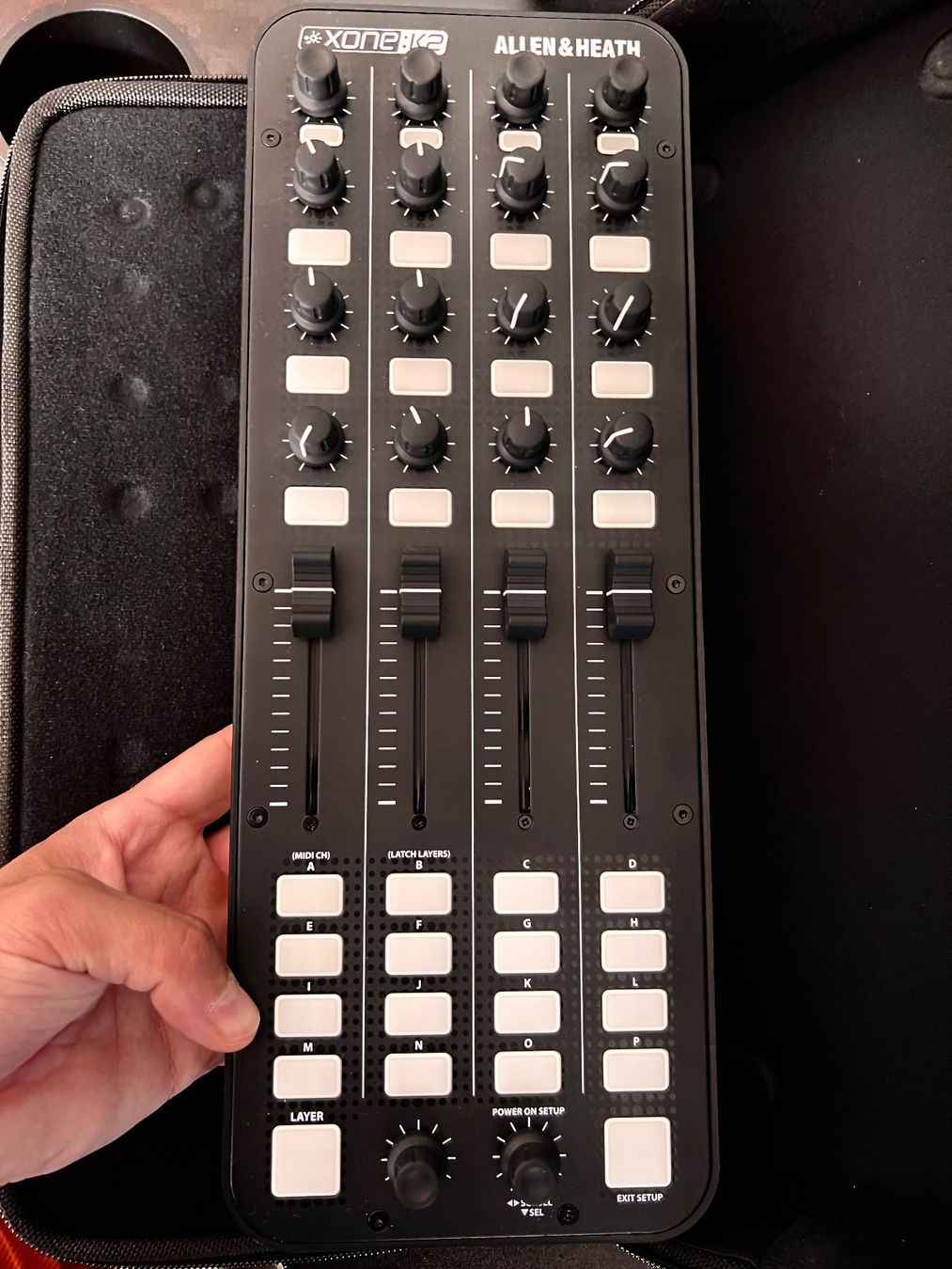 Allen & Heath Mischpulte: Neuer Alien and Heath Xone K2 Midi Controller – Gebraucht aus Wald ZH von