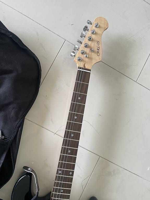 Strumenti musicali: Elektrische Gitarre Carlos – Usato da Adligenswil venduto da mer_lin 2