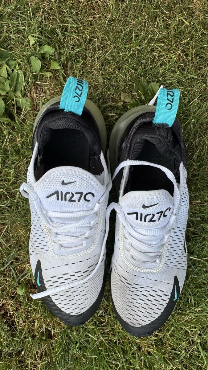 Nike Scarpe da uomo: Nike Air Max 270 Eur41/US 9.5 – Usato da Moosseedorf venduto da mswalker