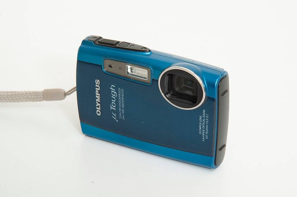 Olympus Fotocamera: Olympus µ Tough-3000 - Waterproof – Usato da Lausanne venduto da Phlox02 2