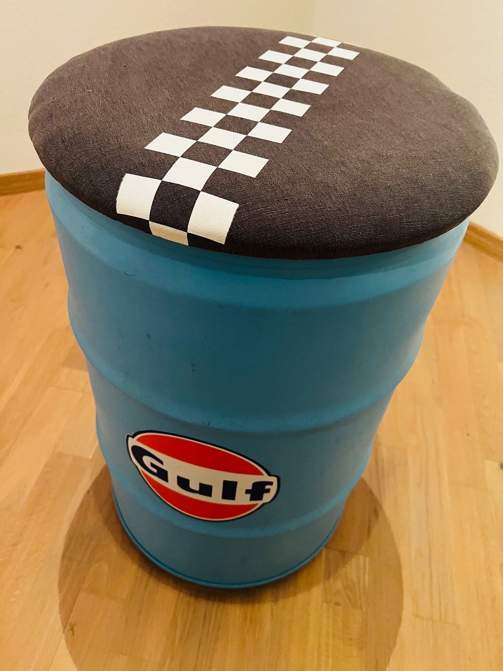 Hocker: Retro Hocker / Sitztonne "Gulf" - Garagen Deko Highlight – Gebraucht aus Erlinsbach SO von tinu883 2