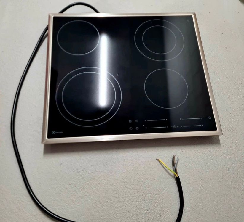 NEU Electrolux Glaskeramik GK58TSPLCN | Kaufen auf Ricardo