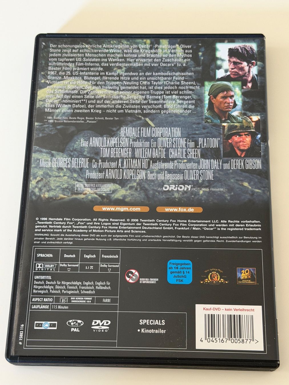 Tutti i DVDs: DVD Platoon Oliver Stone Film – Usato da Altstätten SG venduto da sheamus 1