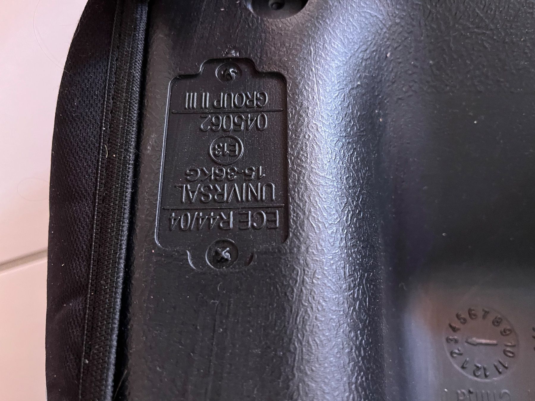 Sièges auto: Rehausseur 15-36kg – D'occasion à Clarens par laura4546 1