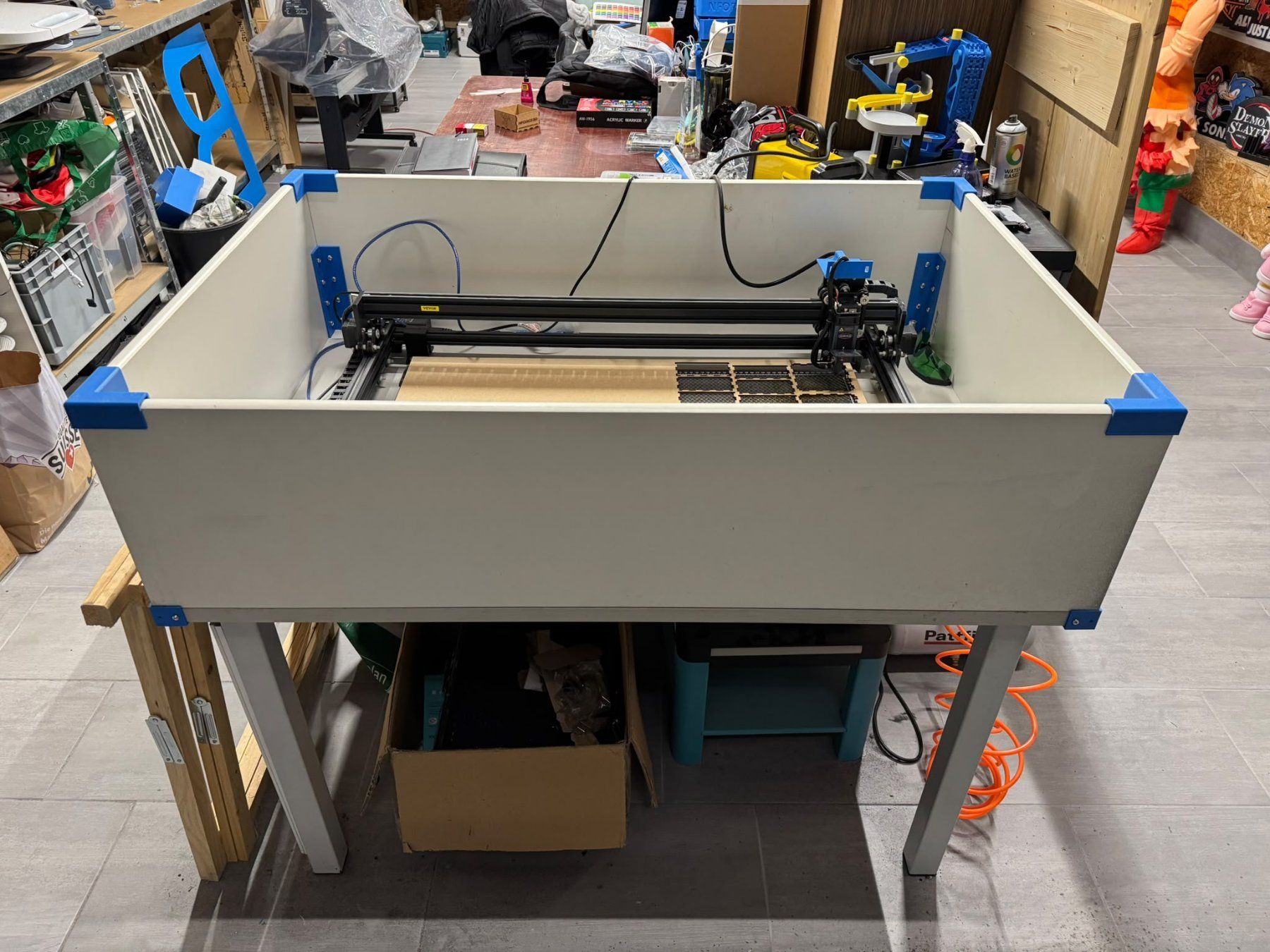 Tutte le macchine: Machine de gravure et découpe laser – Avec table – Usato da Saillon venduto da nforce3d 1