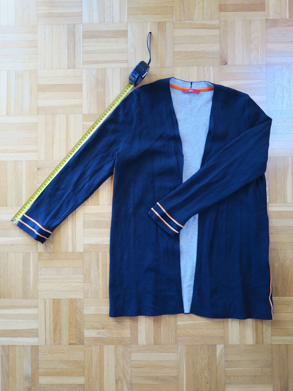 S.Oliver Giacche: s.Oliver Strickjacke Gr. 42 - top Zustand – Usato da Siebnen venduto da MarenSchweiz 3