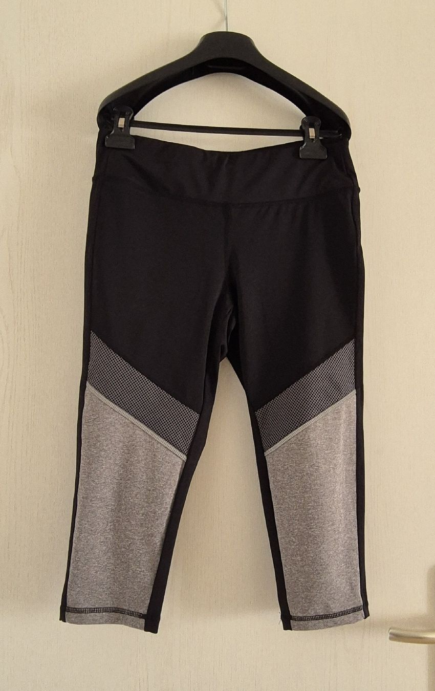 Leggings: 2x, 3/4 Damenleggings, mit Schlusselfach – Nuovo (secondo la descrizione) da Zürich venduto da Sami78 2