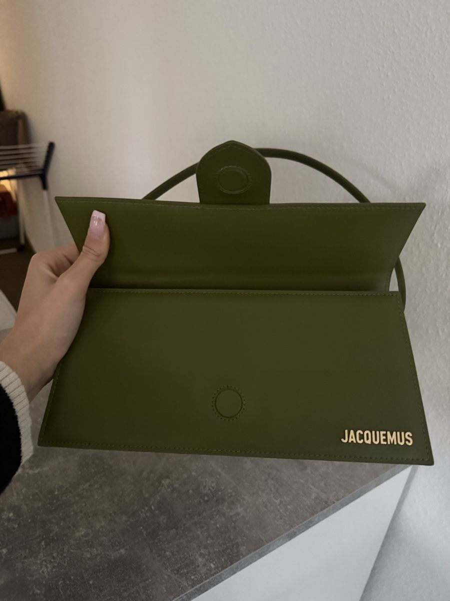 Jacquemus Borse da donna: Jacquemus, olivgrün, neuwertig! – Nuovo (secondo la descrizione) da Steinhausen venduto da F.N2000 1