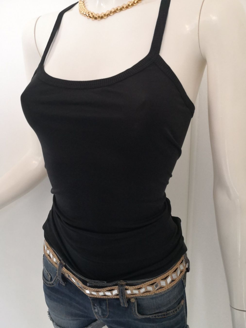 Mango Tops: 🤩MANGO TANK-TOP SCHWARZ GLÄNZEND – Gebraucht aus Olten von Naja-Twins-Twins 7