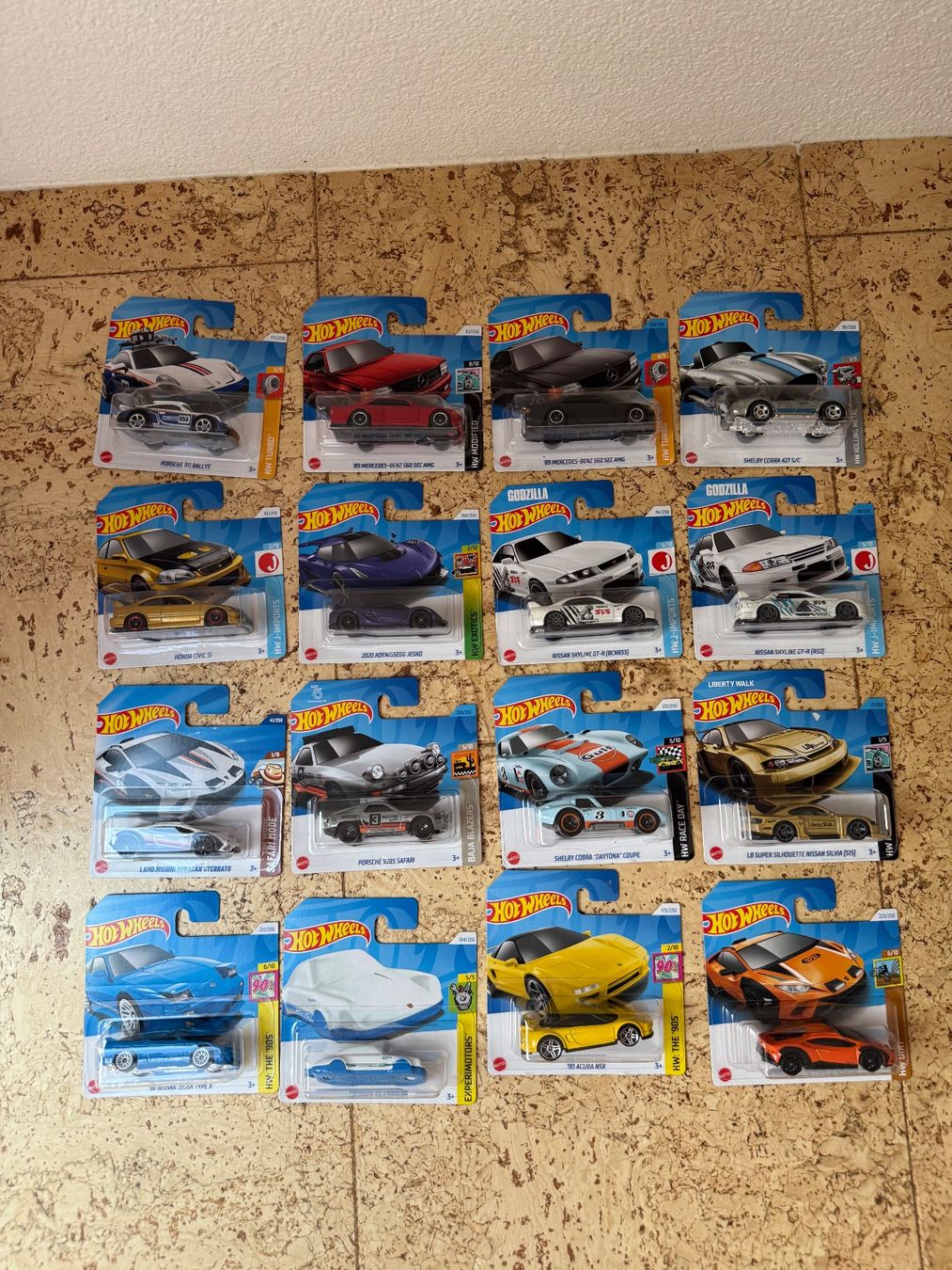 Hot Wheels Spielzeuge: 16x Hot Wheels – Neu und originalverpackt aus Worb von le_castor