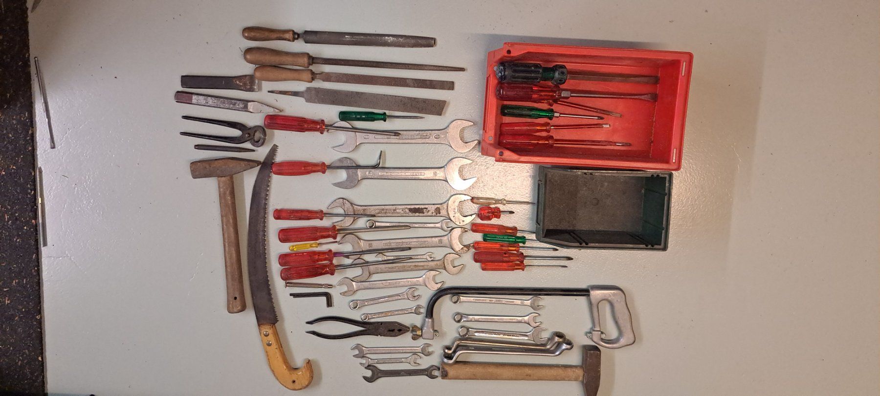 Tous les outils: Div. Werkzeug 50 teilig – D'occasion à Matzendorf par maxwin