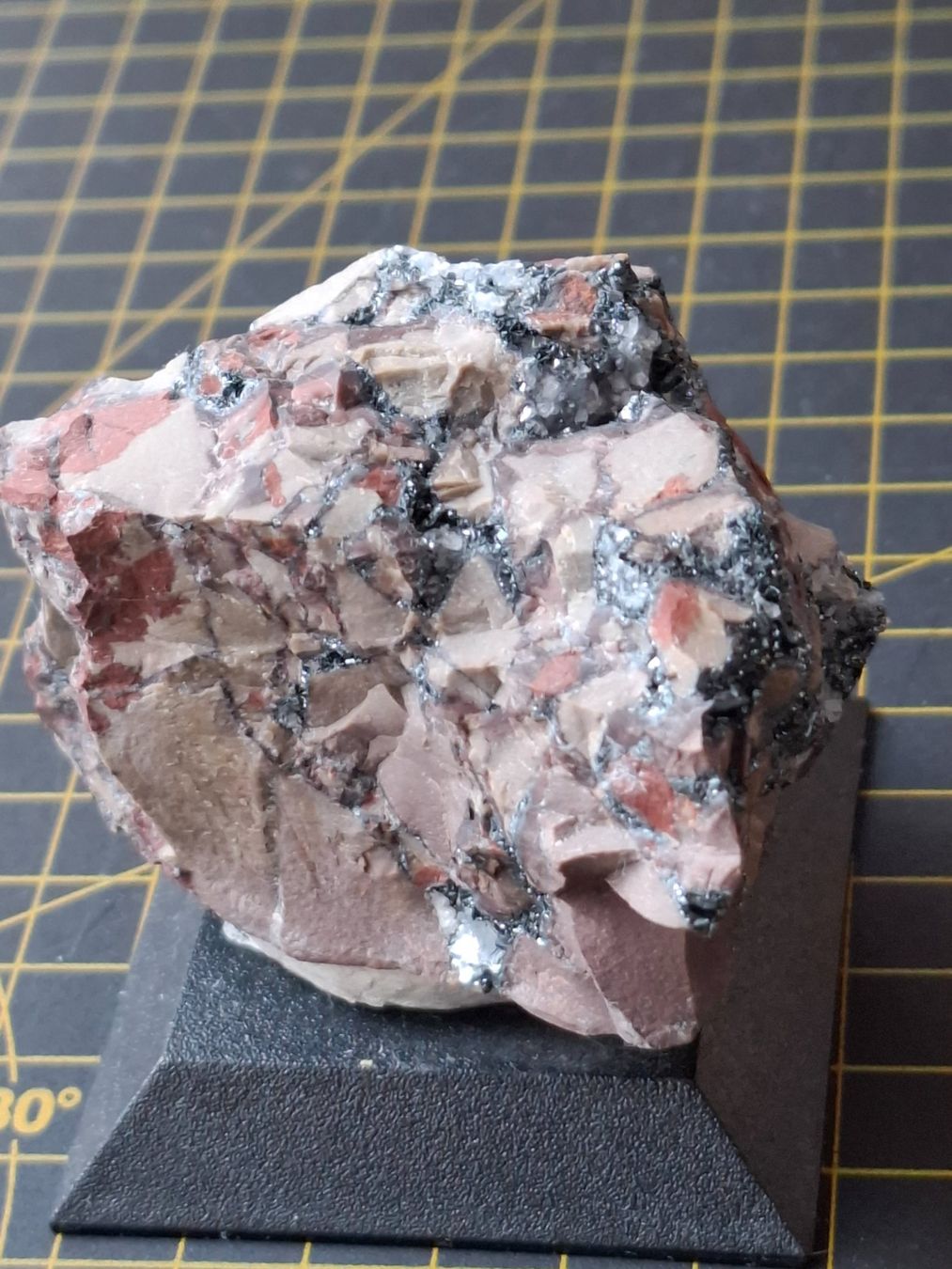 Minerali & Pietre curative: Hämatit -Elsass – Usato da Zwieselberg venduto da Halifaxmendusli 3