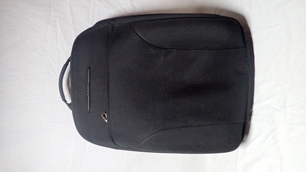 Samsonite Zaini: Samsonite Laptop Rucksack – Usato da Mettmenstetten venduto da Nose
