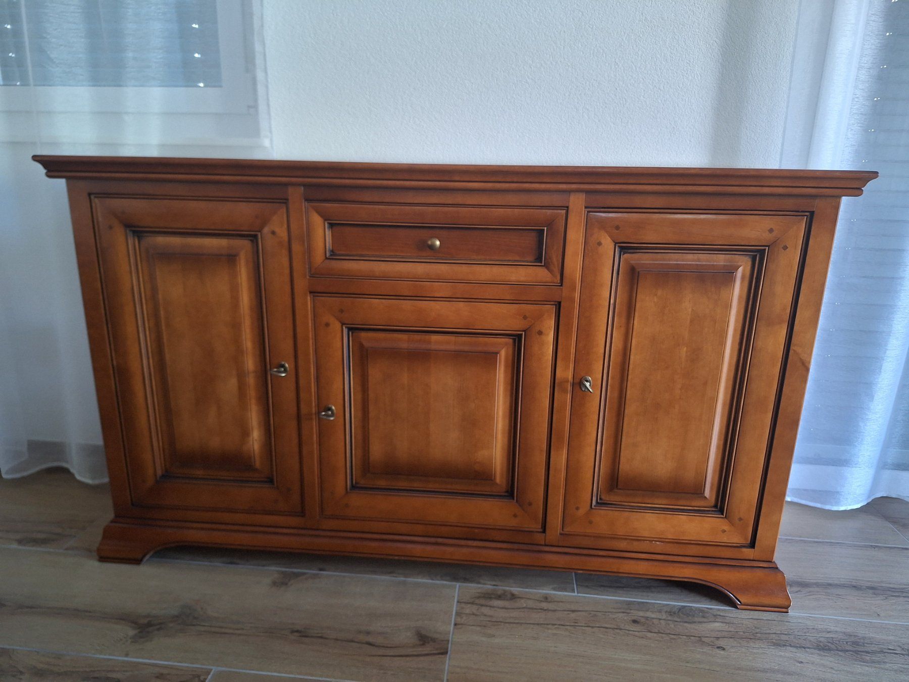 Büffets: Crédence – Gebraucht aus Orbe von GiacomoP01