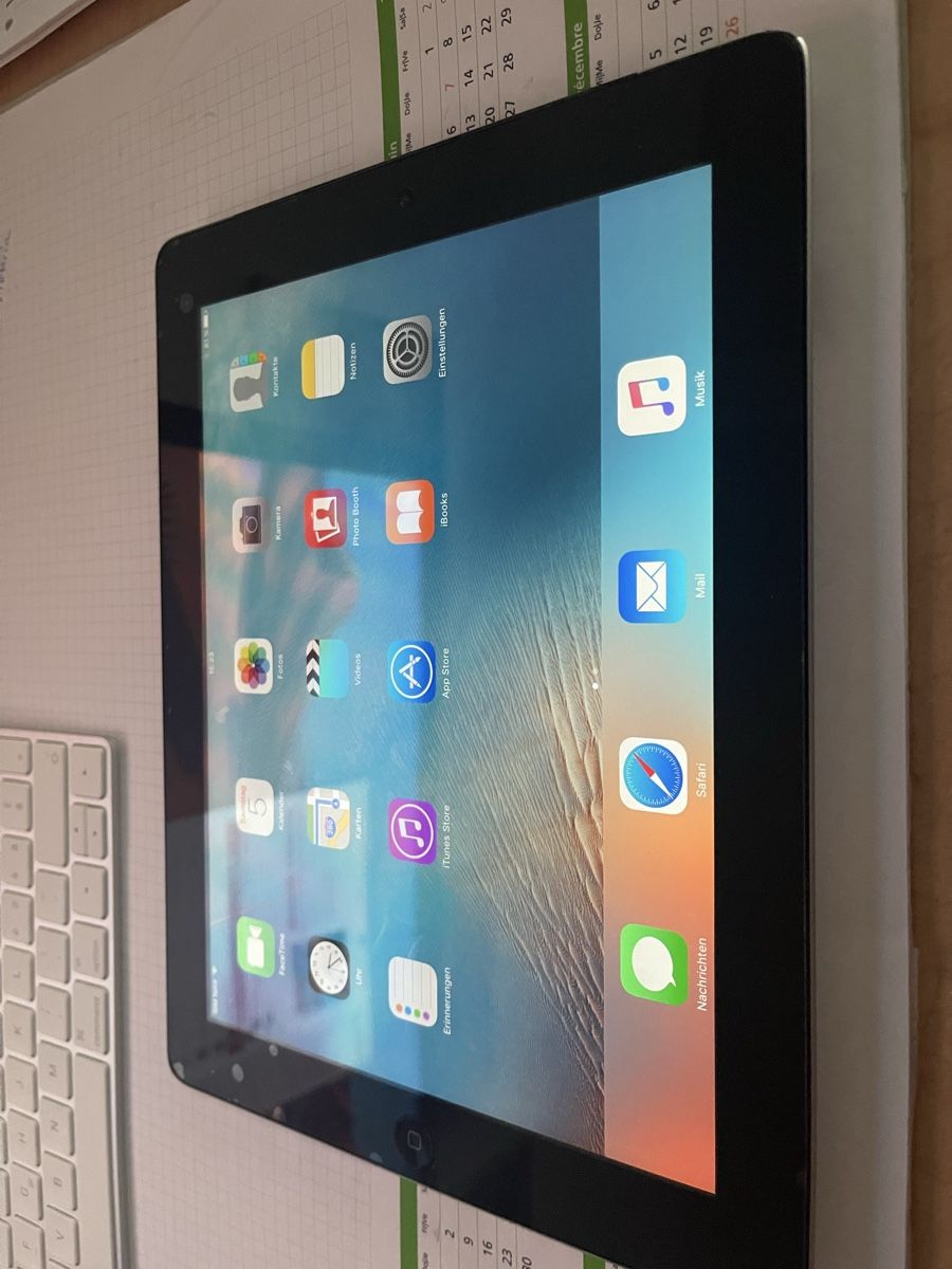 Apple Tablet PC: 2 iPad zu verkaufen – Usato da Matzendorf venduto da scbern08 5