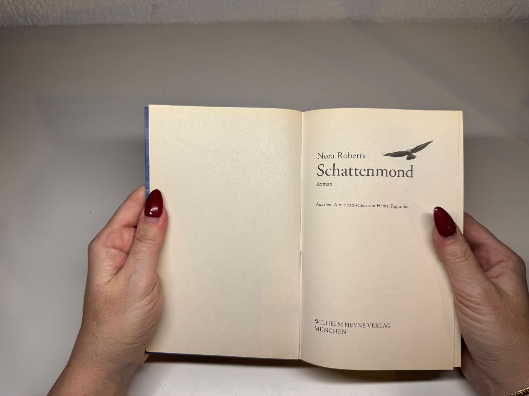 Libri: ROMAN: Nora Roberts, Schattenmond – Usato da Grosswangen venduto da Deutsche_Romane 2
