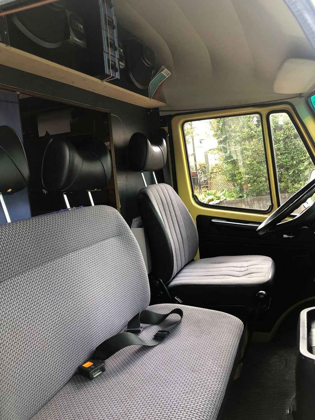 Mercedes-Benz Veicoli da campeggio: Mercedes Benz 208 Camper – Usato da Spiegel b. Bern venduto da Flic01 5