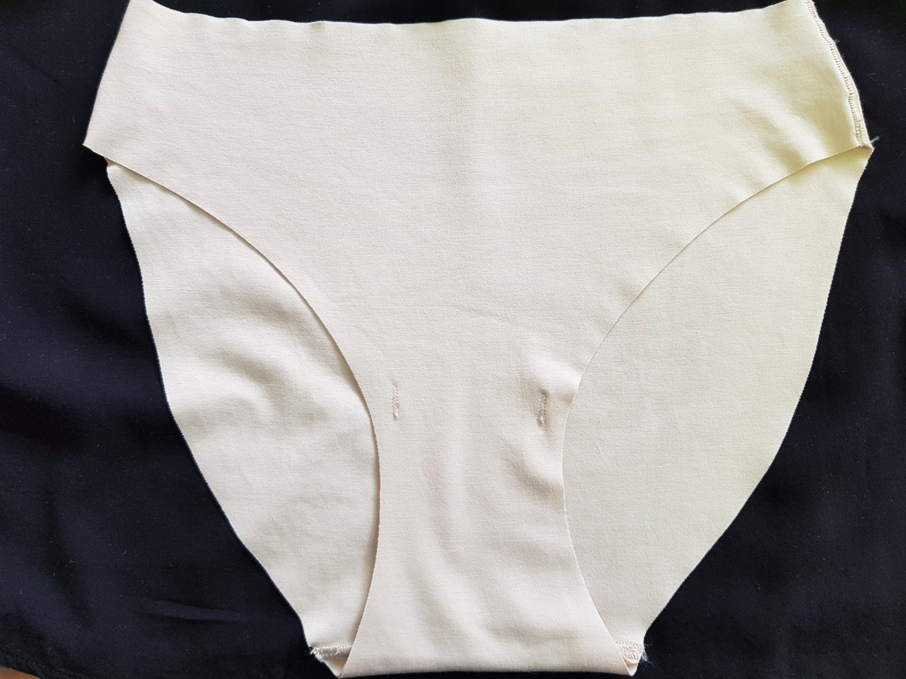 Altra biancheria intima: NEU / Slip hautfarben 2 Stück Grösse 38 – Nuovo (secondo la descrizione) da Möhlin venduto da angelo_d_oro 2