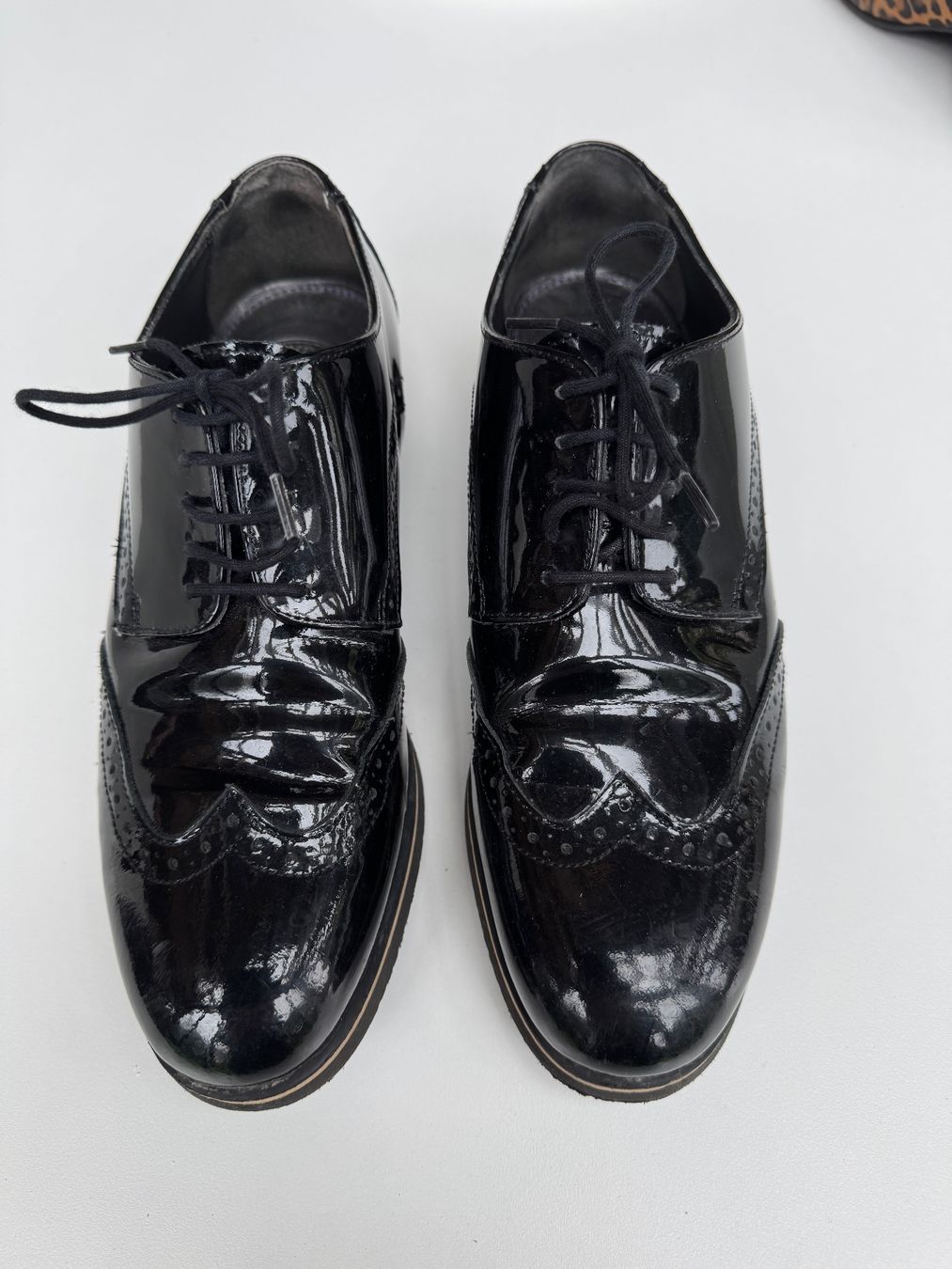 Navyboot Chaussures femmes: Navyboot Lackschuhe schwarz Gr 39 – D'occasion à Bremgarten b. Bern par misscello