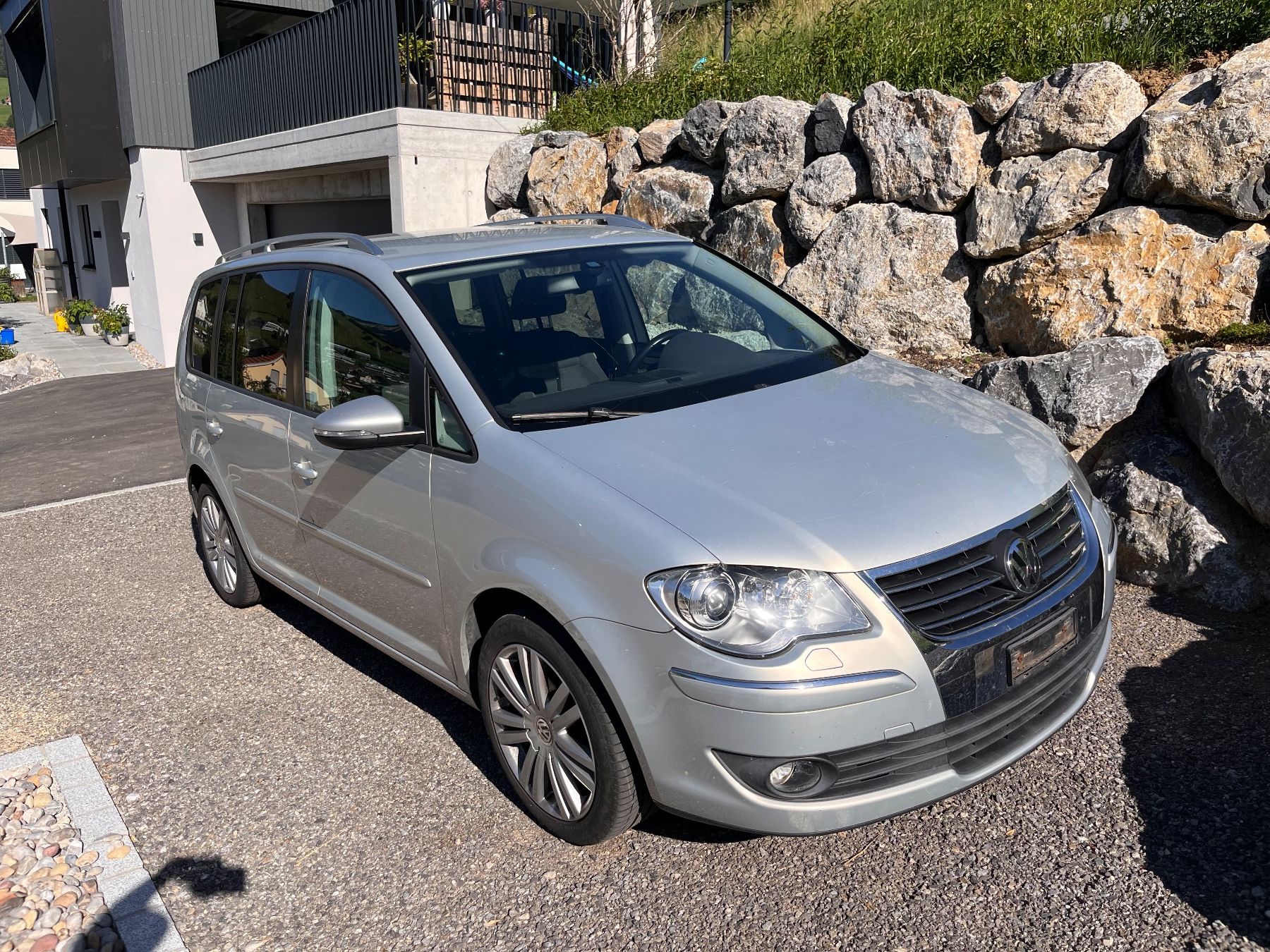 VW Automobili: VW Touran 1.4 TSI – Usato da Nesslau venduto da LeLou81