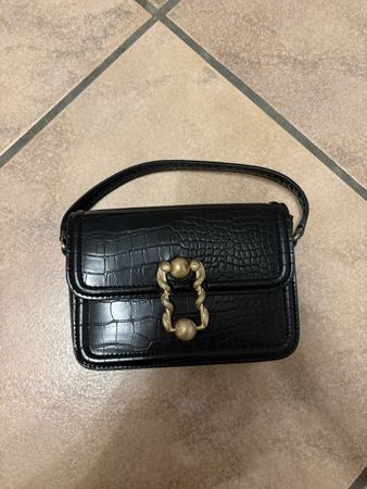 Petit sac à main noir effet croco