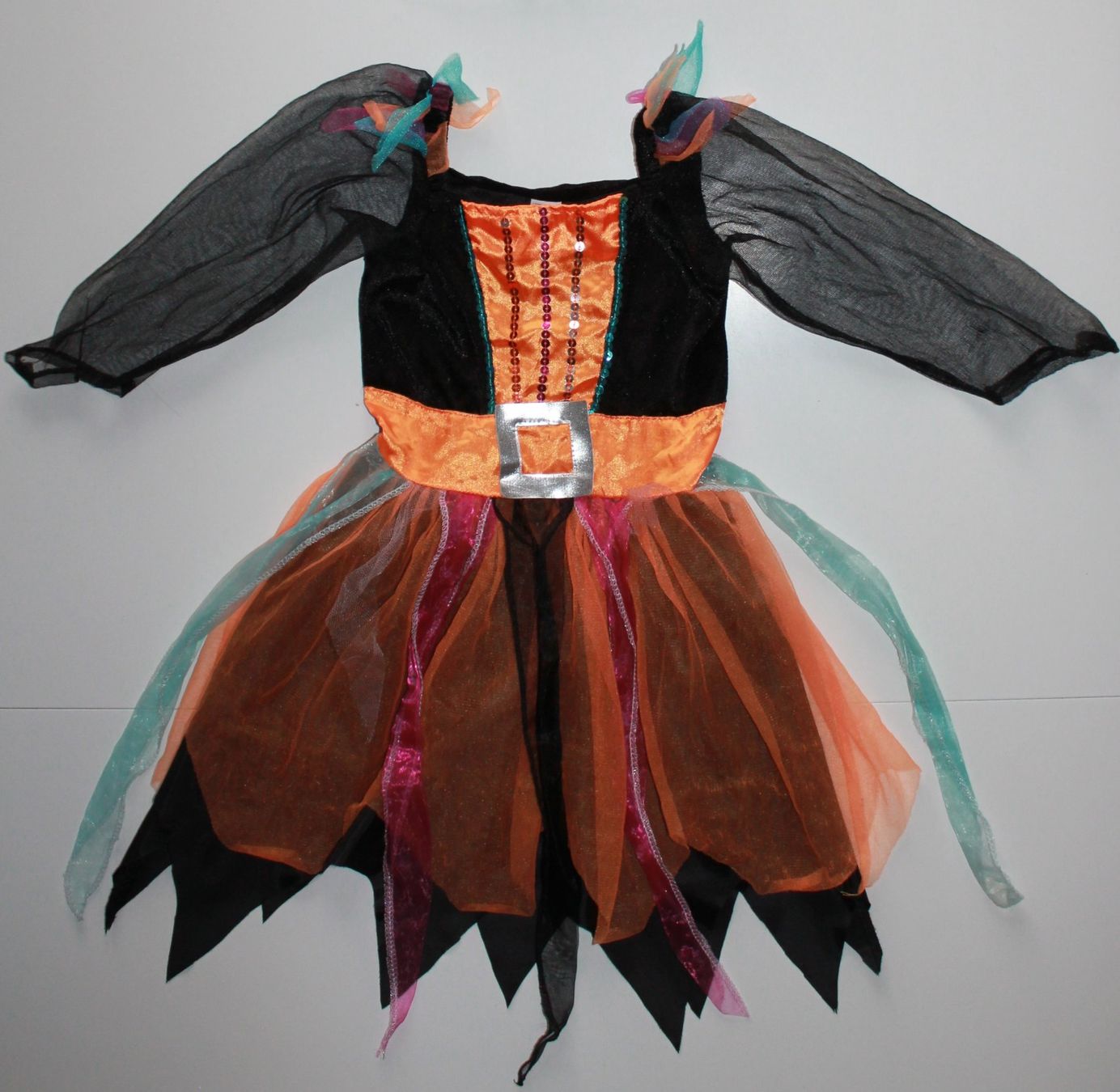 Costumi: Costume sorcière / Hexe t. 3 - 4 ans – Usato da Peseux venduto da CoolShoping 1