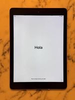 iPad Air, Spacegrau mit 32 GB